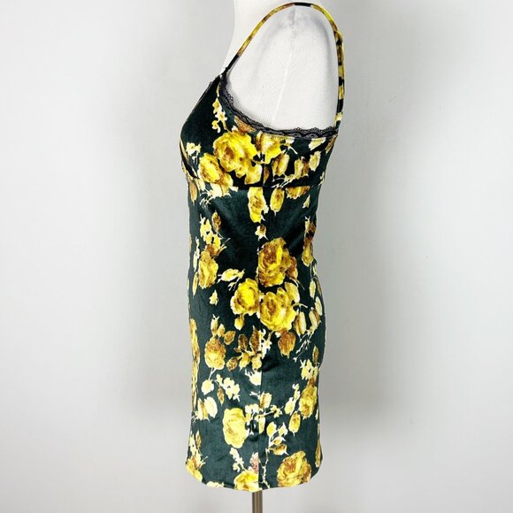 Urban Outfitters Floral Velvet Slip Dress Lace Trim Mini Boho Size Medium Women' - Picture 3 of 5